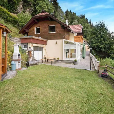 Holiday home Alluring Holiday In Bodensdorf